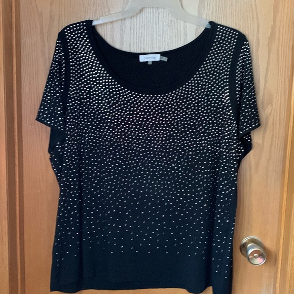 Short sleeve dressy t-shirt with studs - Picture 1 of 4